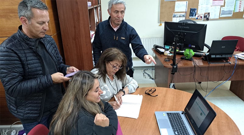 Trabajadores votan la huelga de manera contundente